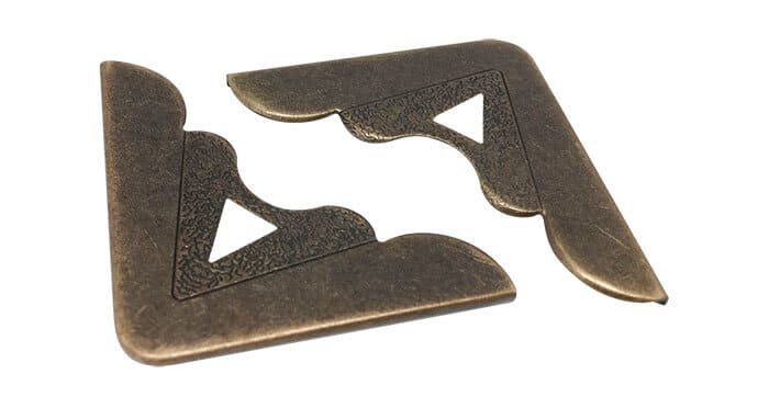 Metal corners