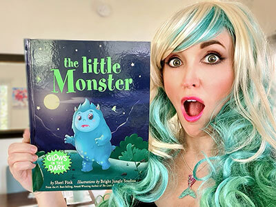 Sheri Fink with her book