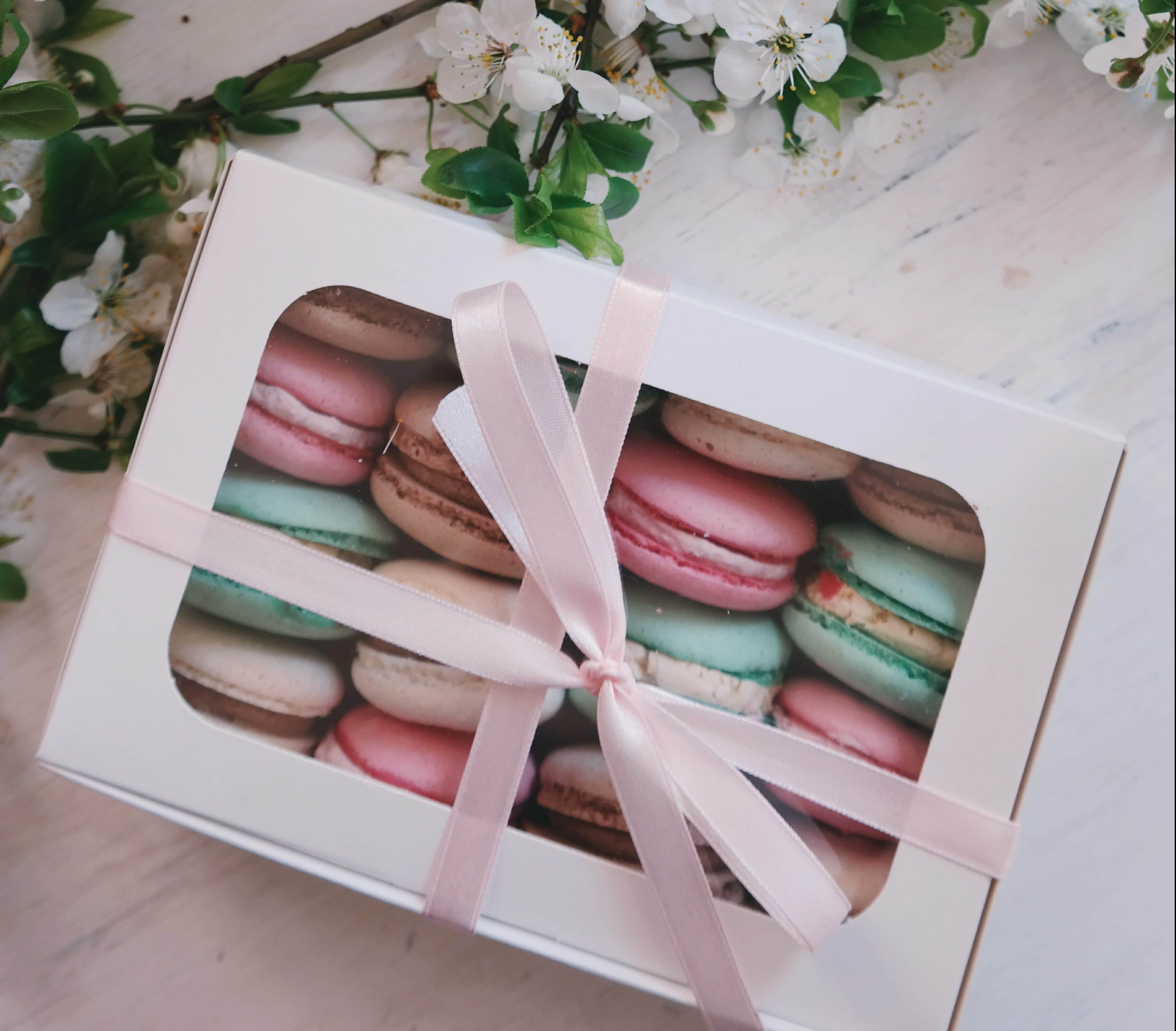 Macaroon Packaging